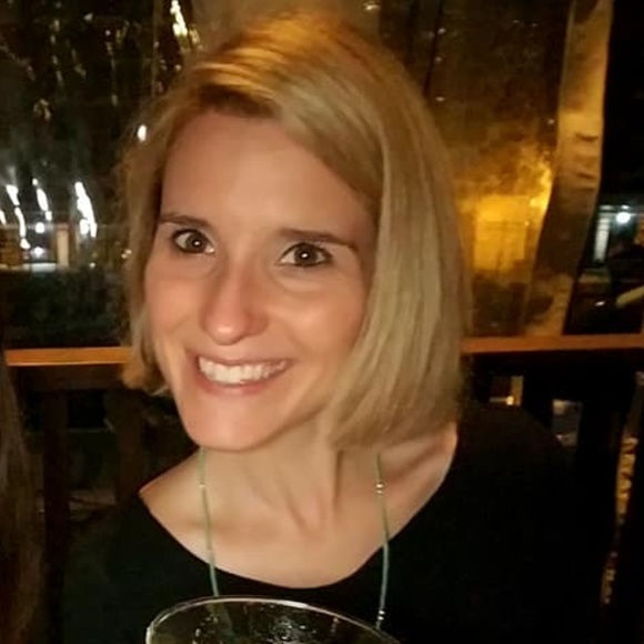 Meet your Posher, Emily - Picture 1 of 1